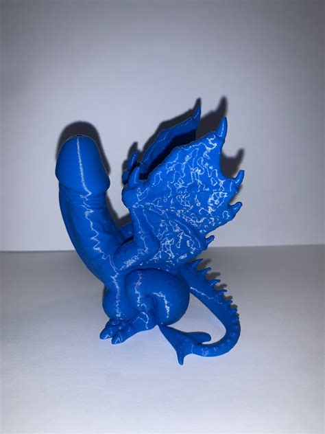 Jul 1, 2014 · Bad Dragon, which has been crafting the dragon-realistic dildos since 2008 was jut profiled on The Daily Dot and one of the owners of the business described the toys as unisex, made not for men... 